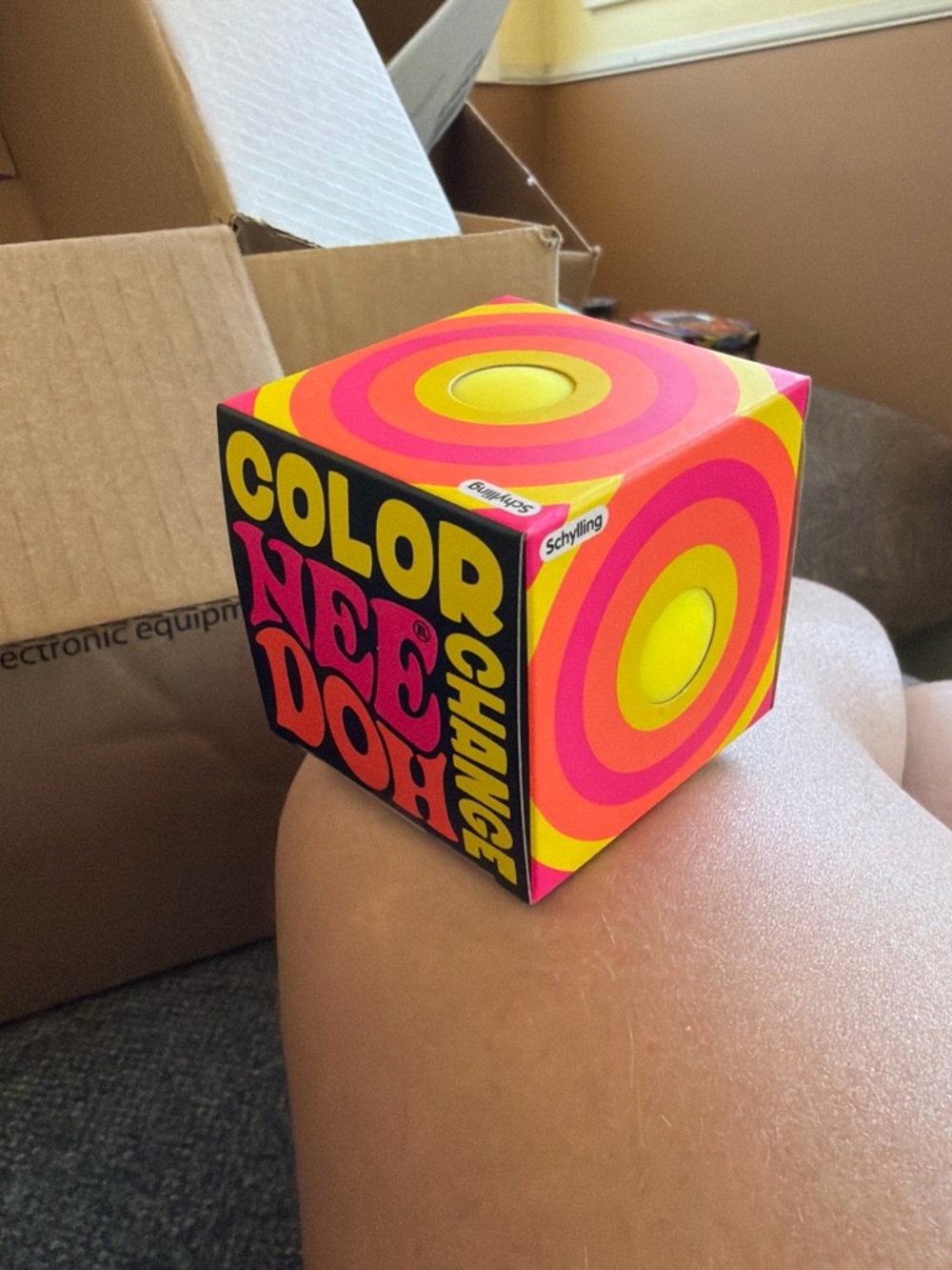 1 NeeDoh Color Change Yellow Squishy